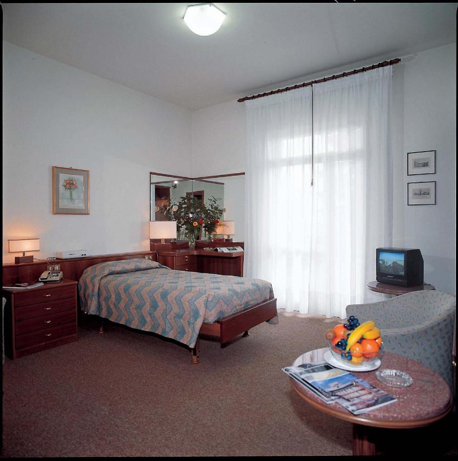 Hotel Ariston Molino Buja Abano Terme Room photo